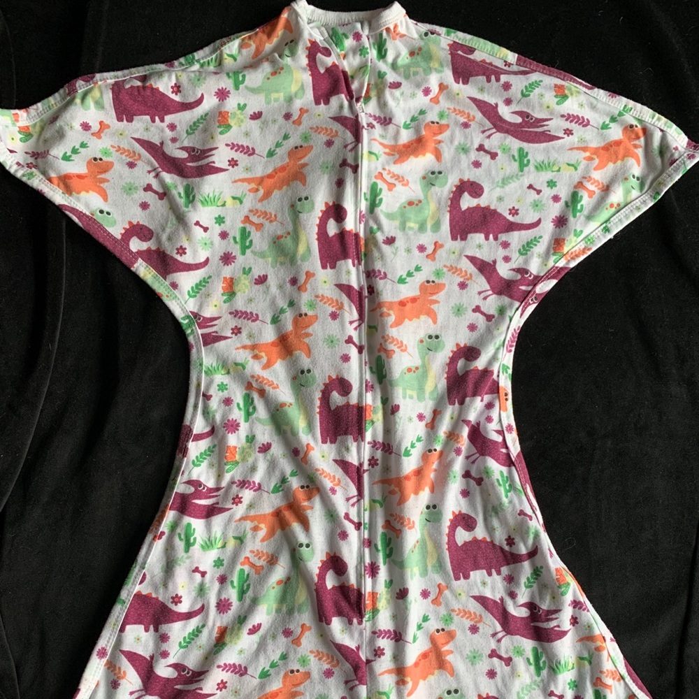 Zipadee swaddle size medium 6-12 months